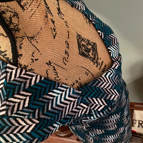 White House Black Market dress size 4. NWT. - Picture 7 of 15